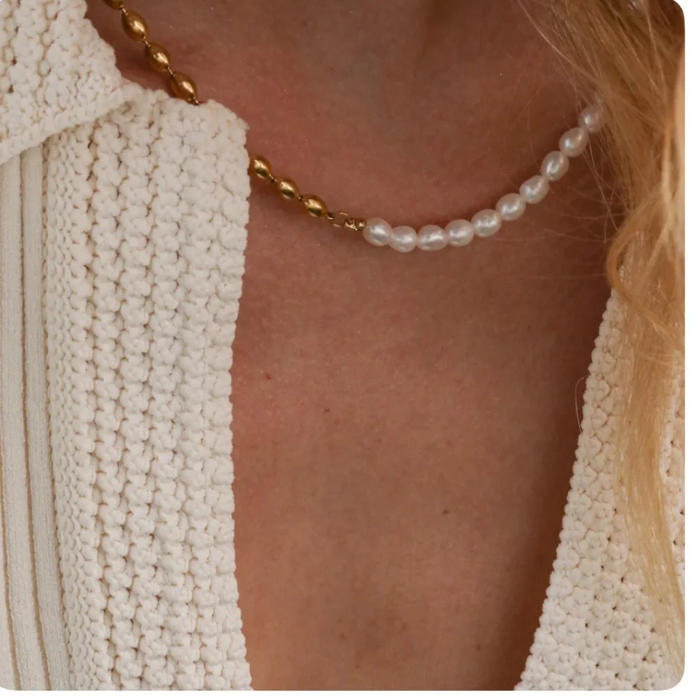 BROOK & BLOOM VERA 18K GOLD PLATED NECKLACE